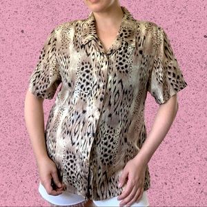 Vintage 1980s STUNT Leopard Print 100% Silk Shortsleeve Blouse